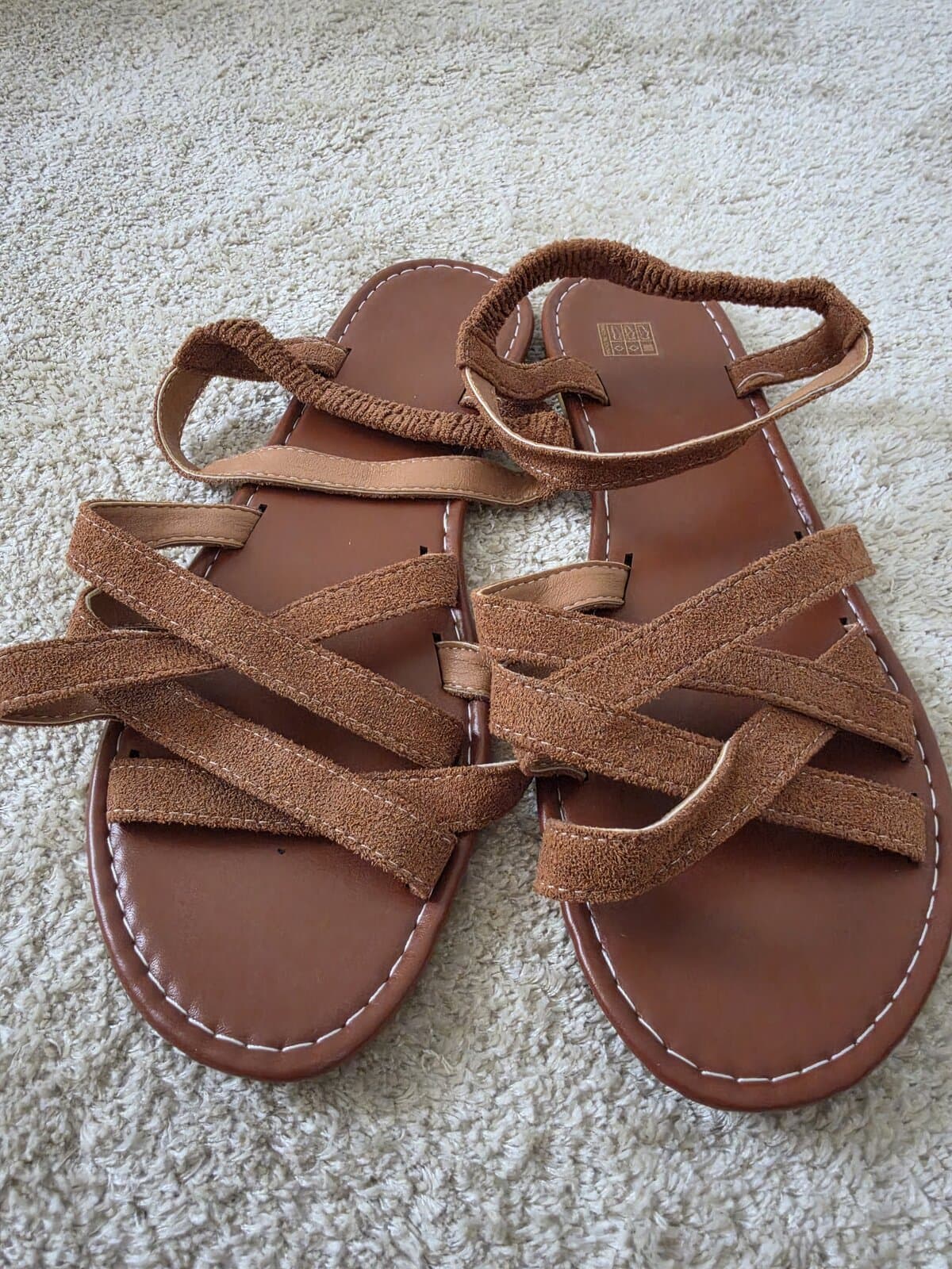Tan suede strappy sandals size 44