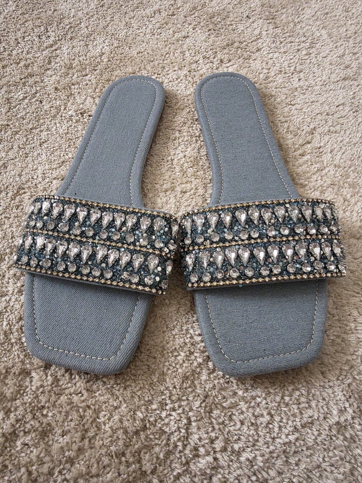 Grey embellished crystal slides size 44